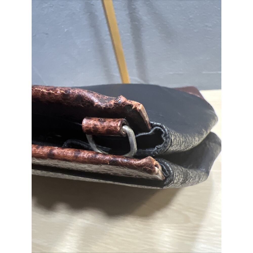 VGT Furla Made In Italy Pebble Handbag/Crossbody Bag Two Tone Color Black/Brown - Picture 16 of 16